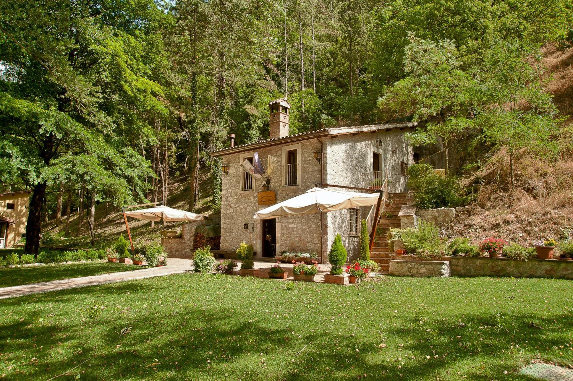 Torre Del Nera Albergo Diffuso & Spa Scheggino Eksteriør billede